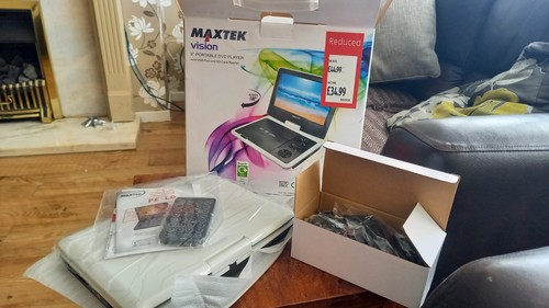 Maxtek portable dvd - portable,