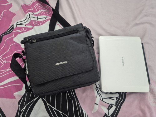 Toshiba white portable dvd - toshiba,