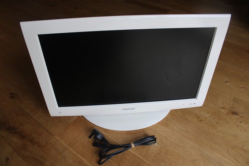 Toshiba dvd combo - toshiba, 22dv714b